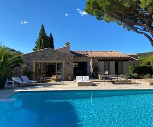 Lovely "Provence" villa with sea view, private heated pool and beautiful garden Grimaud France