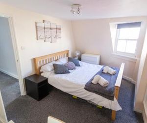 Ocean Apartment, 50 yds to Beach, Sleeps 10 Weymouth United Kingdom