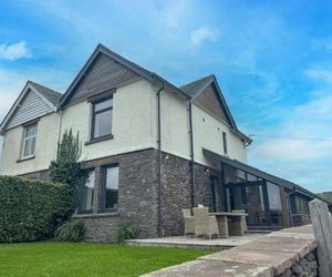 Ullswater View luxury home with 2 ground floor bedrooms and lake view Watermillock United Kingdom