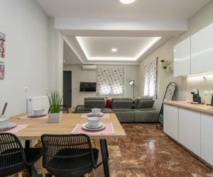 Bright & Stunning Flat in the City Centre Zakynthos Town Greece