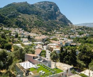 Stefanakos House Platanes Greece