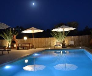 AR and AL Luxury Villa Kato Galatas Greece