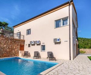 Nice home in Modric w/ Outdoor swimming pool and 4 Bedrooms Rovanjska Croatia