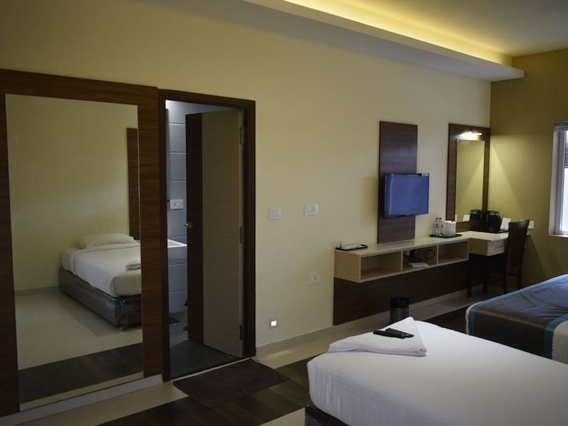 Hotel Photo 9