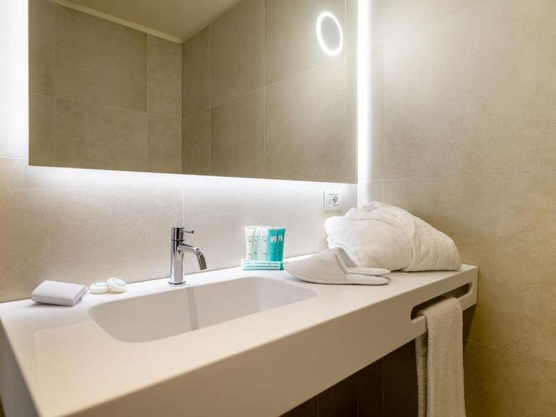 Hotel Photo 9