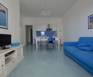 Light Blue Apartments - Case Villani Torre Vado Italy