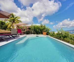 Villa Cécia : piscine, vue mer, plage, activités et commodités à pieds Les Trois Ilets Martinique