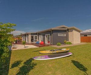 Modern Beach Pad - Whitianga Holiday Home Whitianga New Zealand