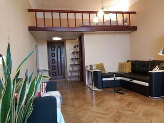 Room on Kamennoostrovsky Avenue 54