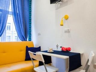 Guests Love on Zvenigorodskaya