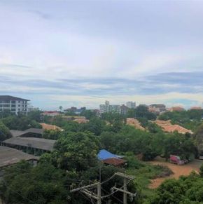 NearBy Hotel