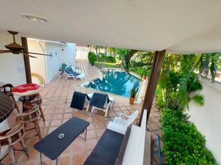 Фото отеля 6-Bedroom Pattaya Villa with Brand new pool, Wifi, Pool table, & Netfl