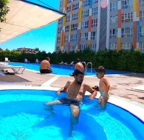 NearBy Hotel