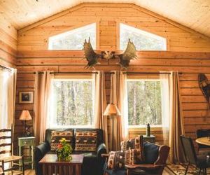 Denali Wild Stay - Moose Cabin, Free Wifi, 2 private bedrooms Healy United States