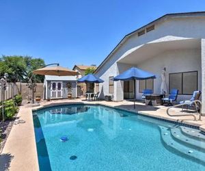 Glendale Home w/Pool - Walk to NFL/NHL Games! Glendale United States