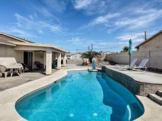 Фото отеля Lake Havasu City Home with Pool and Boat Parking!