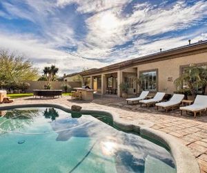 Luxe Sonoran Gem w/ Oasis 11Mi to ISM Raceway Goodyear United States