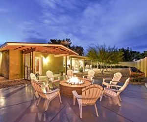 Phoenix House w/Patio - Minutes from the Metro! Glendale United States