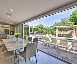 Scottsdale Oasis w/ Poolside Kitchen & Patio! Paradise Valley United States