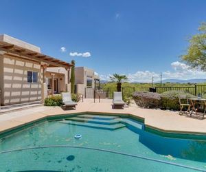 Updated Tucson Home w/Panoramic Mtn Views & Pool! Tucson United States