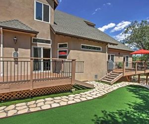 Spacious Home w/ Deck - 5 Mins to Lake Arrowhead! Lake Arrowhead United States