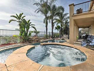 Hotel pic Luxury Ocean-View Getaway with Pool, Patio and Hot Tub