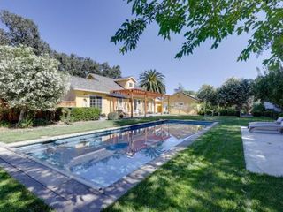 Hotel pic Heavenly Sonoma Country Home with Garden, Pool and Spa!