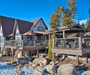 1-Acre Lake Escape w/ Outdoor Kitchen & Swim Spa! Grand Lake United States