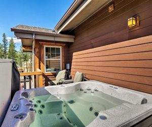 Winter Park Condo w/ Hot Tub & Mountain Views! Winter Park United States