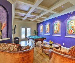 Contemporary Brandon Home w/ Pool & Game Room Brandon United States