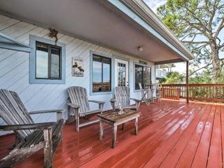 Hotel pic Dog-Friendly, Waterfront Duplex with Dock, Near Town!
