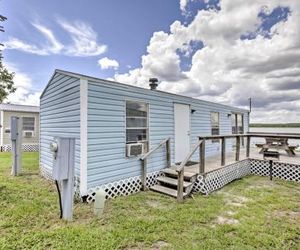 Cozy Lakefront Cabin in Ocala w/ Deck & Grill! Ocklawaha United States