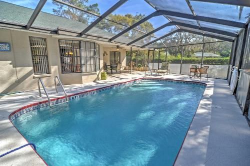 Photo of Pristine Spring Hill House with Private Pool and Lanai