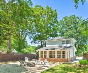 Cheery Cottage w/Yard: Marietta Square Less Than 1 Mi Marietta United States