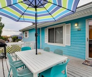 NEW-Tybee Island Home w/Game Rm, Pet-Friendly Yard Tybee Island United States