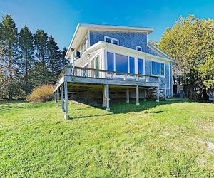 Sparkling Waterfront Home w/ Dreamy Harbor Views home Bar Harbor United States