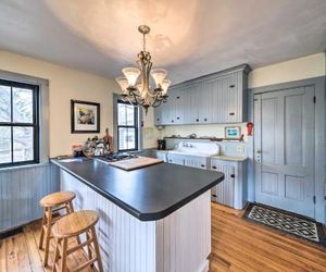 Charming Cottage w/ Terrace, Walk to Harbor! Boothbay Harbor United States