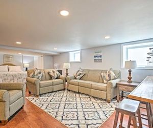 Old Orchard Beach Home w/Patio, Walk to Beach Old Orchard Beach United States