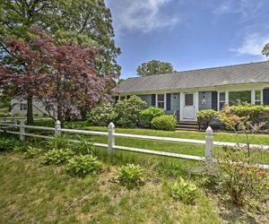 Cape Cod Home w/Patio & Fire Pit, 10 Mins to Beach Dennis United States