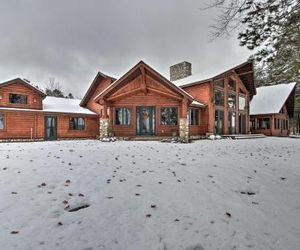 Expansive Ruth Lake Home w/ Dock, Firepit & Beach! Breezy Point United States
