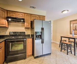 Gulfport Condo w/Balcony - 5 Minute Walk to Beach! Gulfport United States