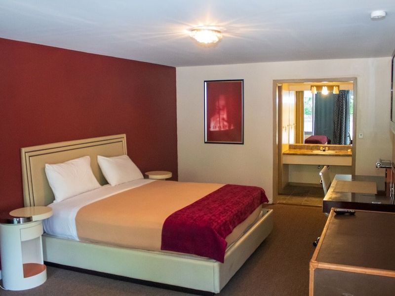 Hotel Photo 3