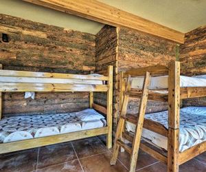 Luxe Ski-In/Ski-Out Cabin w/Hot Tub & Deck Angel Fire United States