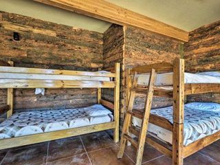 Фото отеля Resort Cabin Ski-In and Out and Mtn Bike Trail Access!