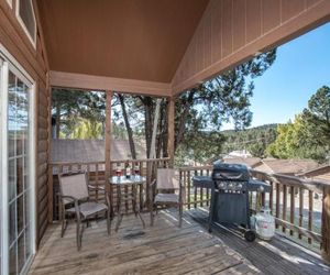 Aloft Cabin, 1 Bedroom, 1 Loft, Midtown, Sleeps 6 Ruidoso United States