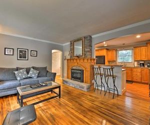Charlotte Area Home w/ Patio - 6 Mi. to Dtwn! Charlotte United States