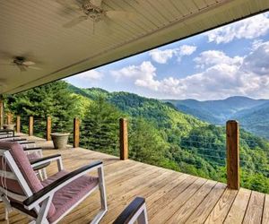 Private Blue Ridge Home w/Mountain Views & Hot Tub Mars Hill United States