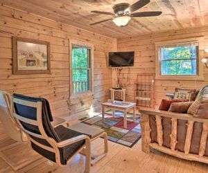 Secluded Cabin w/Deck, 15 Min to Dwtn Murphy! Mineral Bluff United States