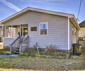 Nags Head Cottage w/ Deck - 1 Block to Beach! Nags Head United States