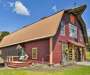 Historic Winston-Salem Guest Barn on Farm! Winston Salem United States